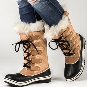 SOREL TOFINO SNOW BOOT QUILTED CANVAS